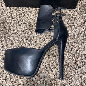 Black Platform Heel